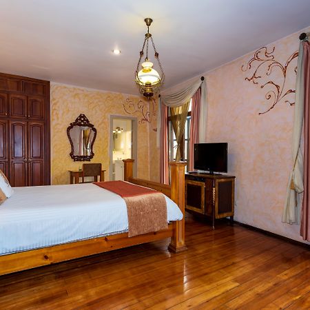 Hotel Boutique Los Balcones Cuenca Bagian luar foto