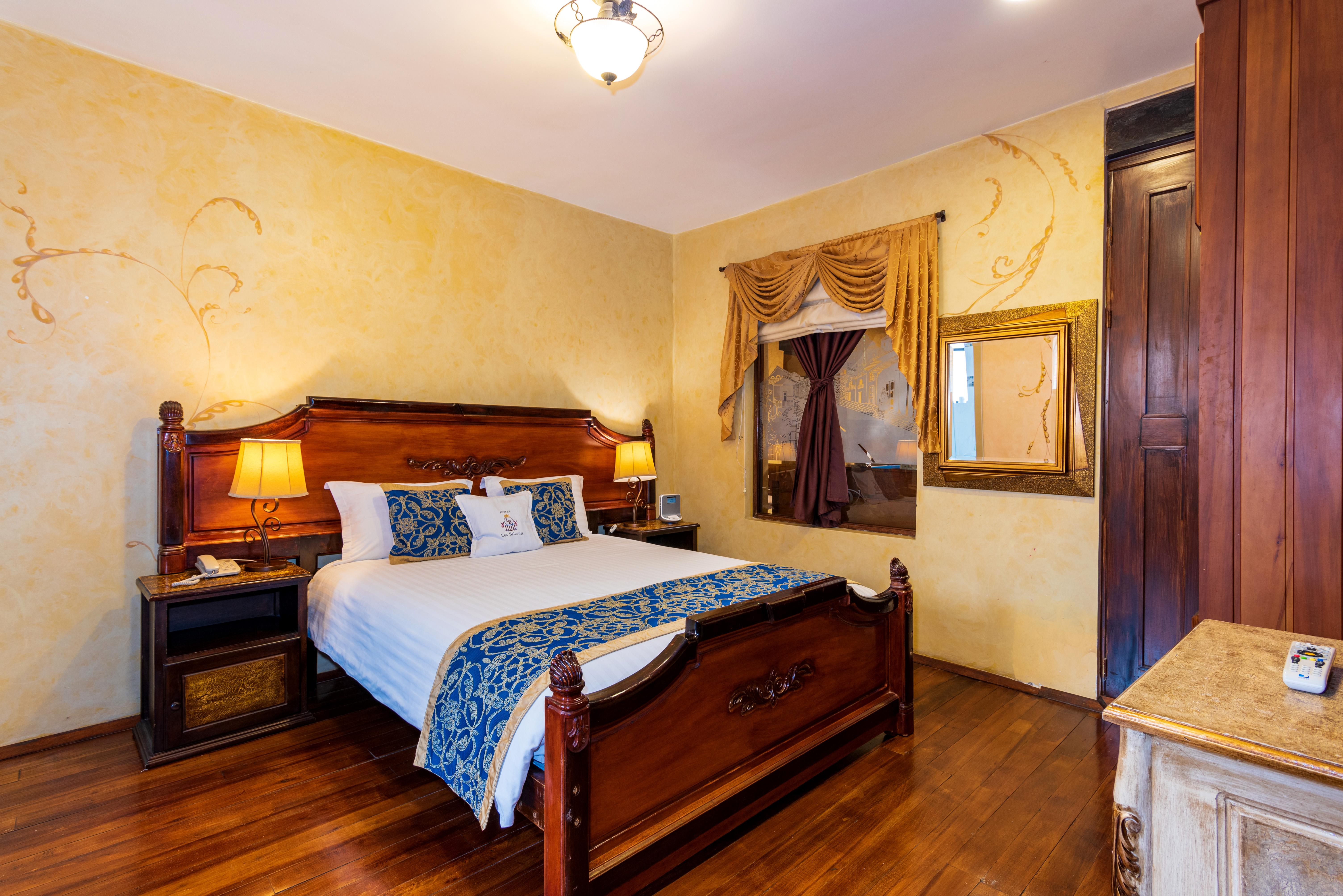 Hotel Boutique Los Balcones Cuenca Bagian luar foto