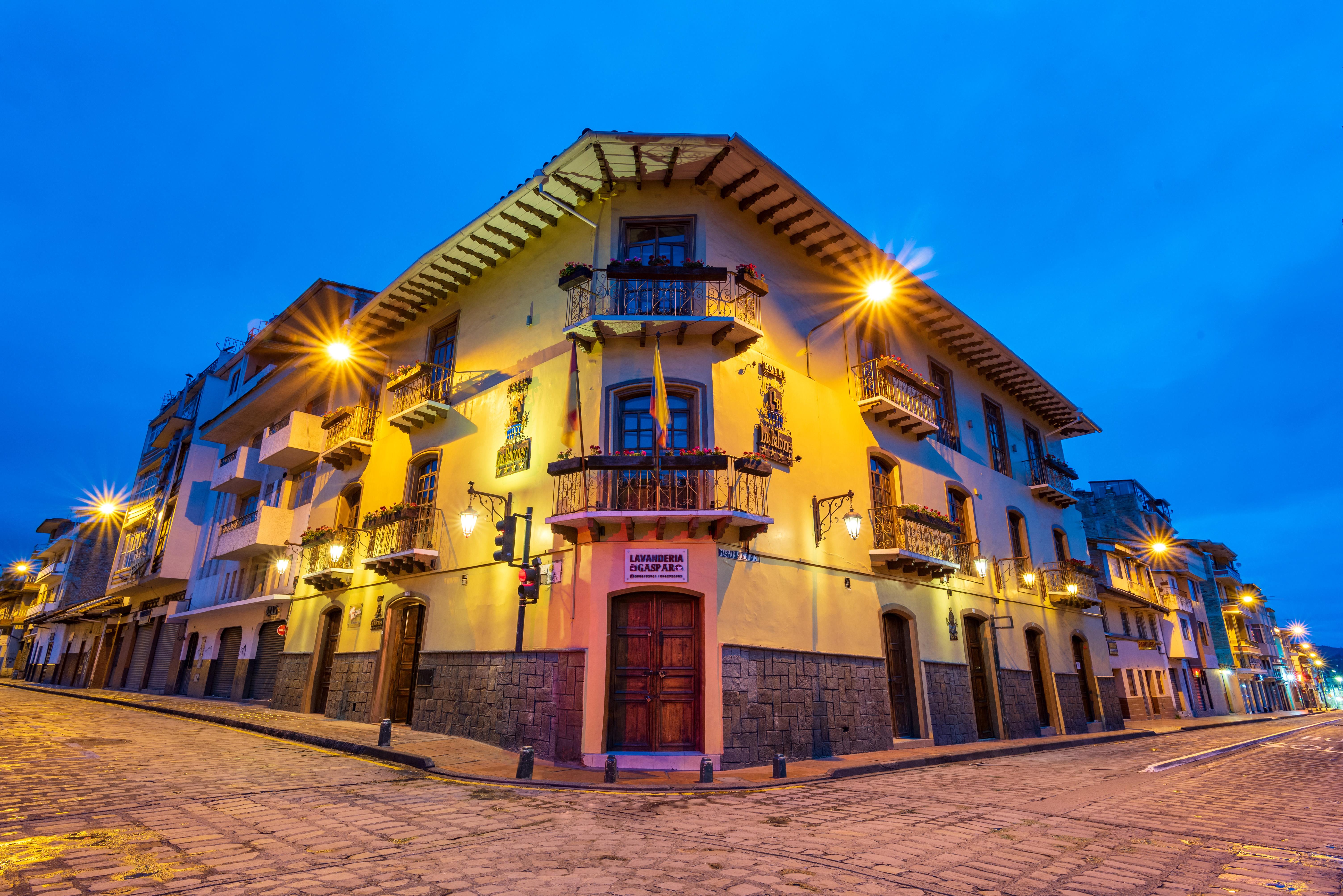 Hotel Boutique Los Balcones Cuenca Bagian luar foto